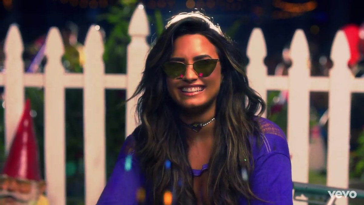 aelinwildfire__'s tweet photo. imagens das melhores partes do clipe, Sorry Not Sorry❤ @ddlovato
#SorryNotSorryVideo #WhatchSorryNotSorry https://t.co/KZYzLVNM05