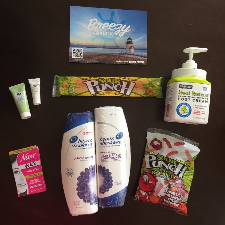 mrslrsinc's tweet photo. @Influenster @SourPunchCandy #PunchUp #Gotitfree https://t.co/T4MoC3JUDv