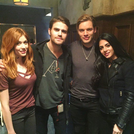 KatherincGrace's tweet photo. In the light of episode 16 (and @TheTridentFake's wonderful work as director), here's a few photos of the team, behind the scenes! Enjoy! https://t.co/LevYX4Sg2G