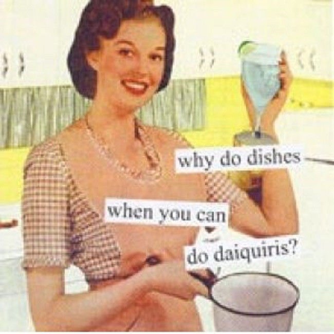 gigirules7's tweet image. Do Daiquiris not dishes! #NationalDaiquiriDay