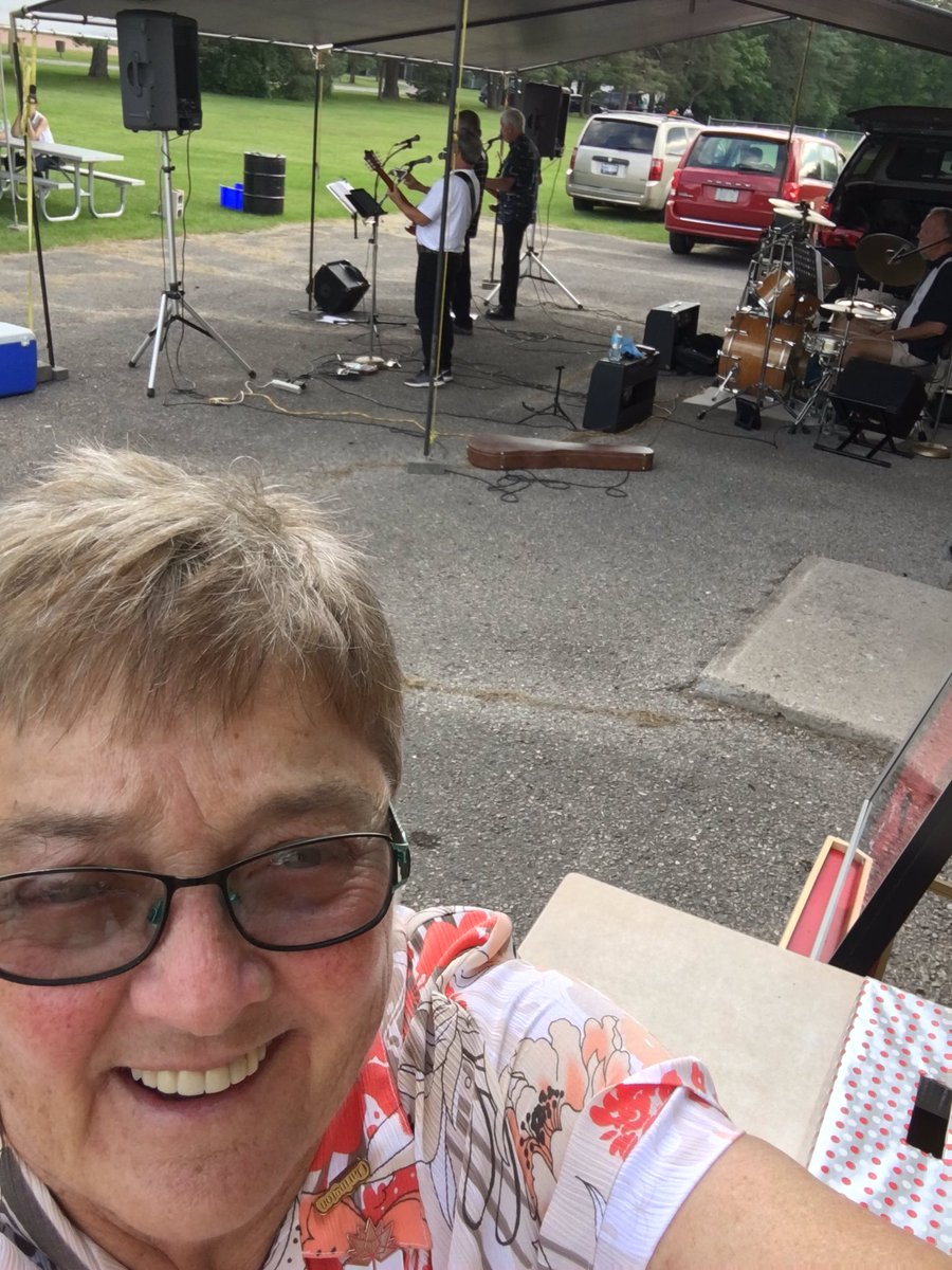 PartnerWard4's tweet photo. #3rd Annual Roast Beef BBQ! What a success! Ty #Rainstone ty to the #kccBoard for all we do!!Great Job https://t.co/snBX7valcu