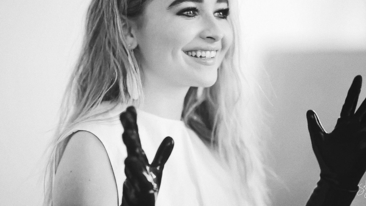 sabrinaposts's tweet photo. #Why mv comes out tomorrow! https://t.co/pgU2vV1YDR