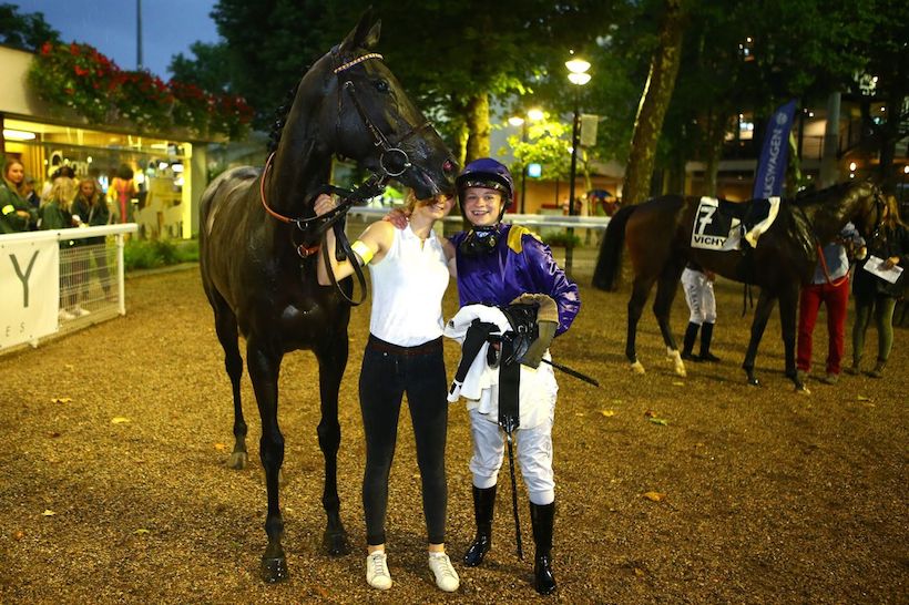 #GirlPower x4 💃💃💃💃ce soir @CoursesdeVichy ! Victoires de , Margot Romary <a href="/Elaura_14/">elaura cieslik</a> Cieslik (x2) et <a href="/marylineeon/">Eon</a> 👏