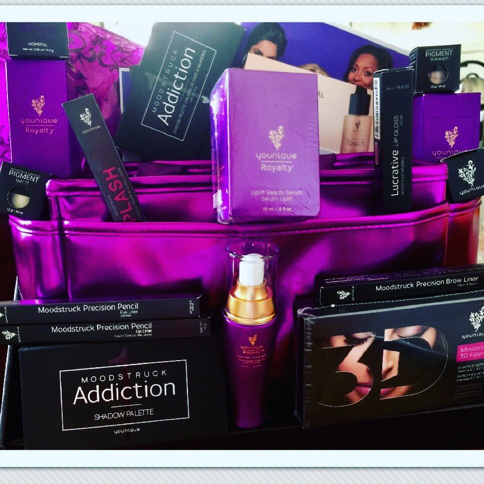maggiemcmyler's tweet photo. If you would like all these goodies checkout my website ( on the top of my page )
#Younique #makeuplovers #skincare #fiberlashes https://t.co/wOyOoP79Ij