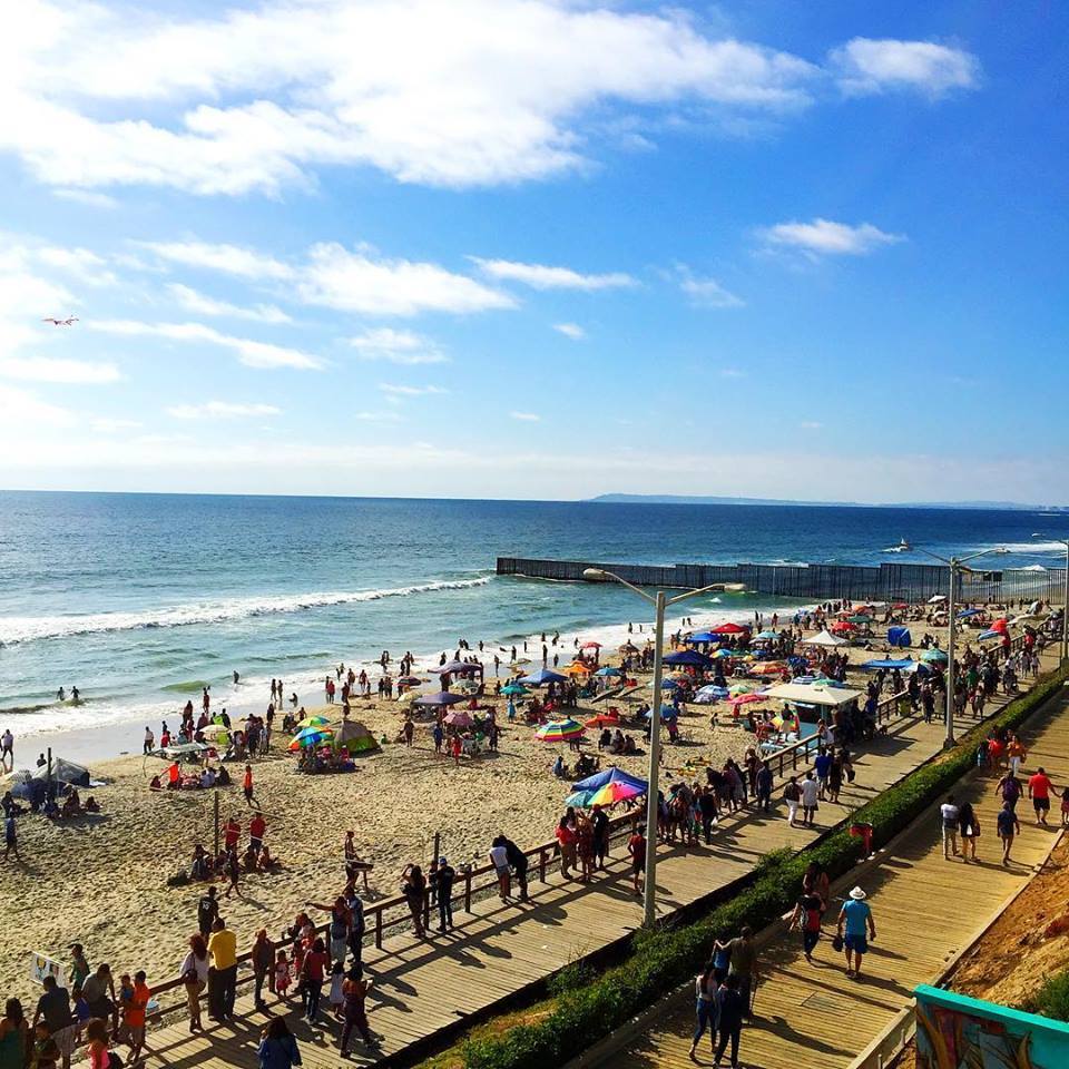 ¡Sol, arena y playa! ☀️#Tijuana #BajaCalifornia
#DescubreBC #DiscoverBaja #EnjoyBaja #DisfrutaBC
#Baja #Summer #Verano #Playa 
📸danenespanol