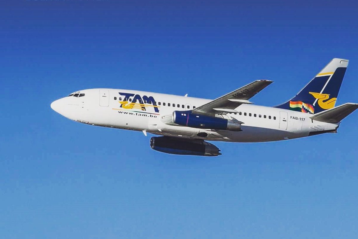 Resultado de imagen para TAM Bolivia Avro 70