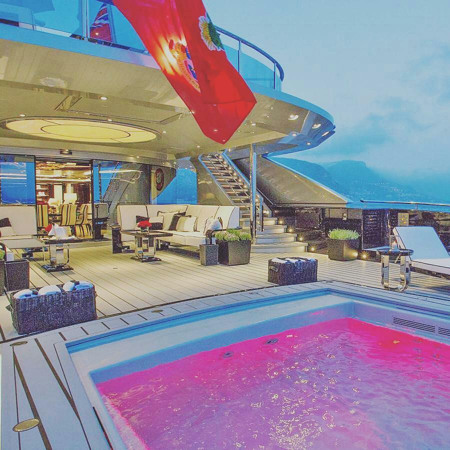 LuxifyOfficial's tweet photo. Aboard the stunning Okto #superyacht - https://t.co/UckFH8TNSG https://t.co/oVdzMDzoCK