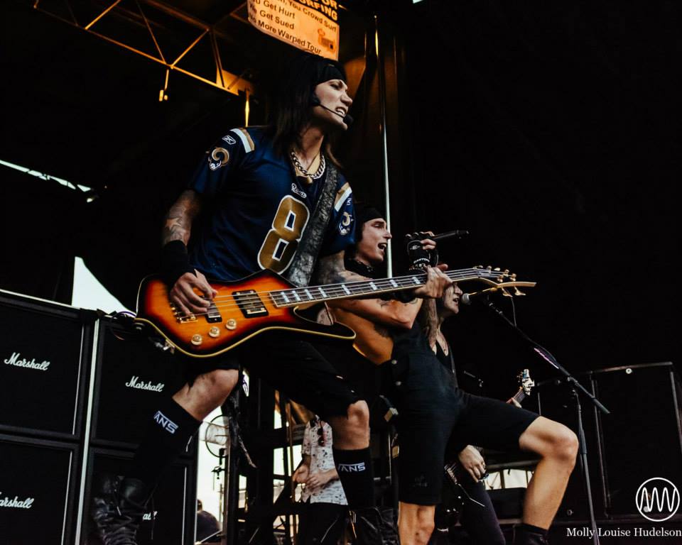 bvbfansworld's tweet photo. #WarpedLooksBack to @blackveilbrides rockin' @VansWarpedTour Holmdel 2 yrs ago July 19, 2015! Photos by @mhudelson: https://t.co/pXhmRuKsgC https://t.co/vQAuLKipm4