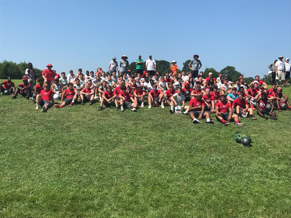 UnderwoodSCHS's tweet photo. LIONS and RAIDERS at USC upstate FCA 7 on 7. All ONE for ONE!! https://t.co/MYTZORIPCY