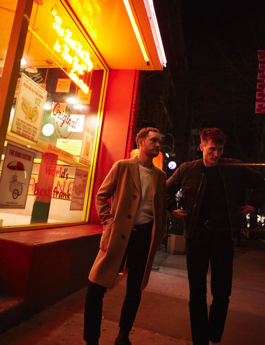 onestowatch's tweet photo. PREMIERE: @prelow Exemplifies NYC Nightlife In “I Don’t Wanna End The Night” Video. Watch: https://t.co/94gCv7WsPN https://t.co/Dg6EWwRZXr
