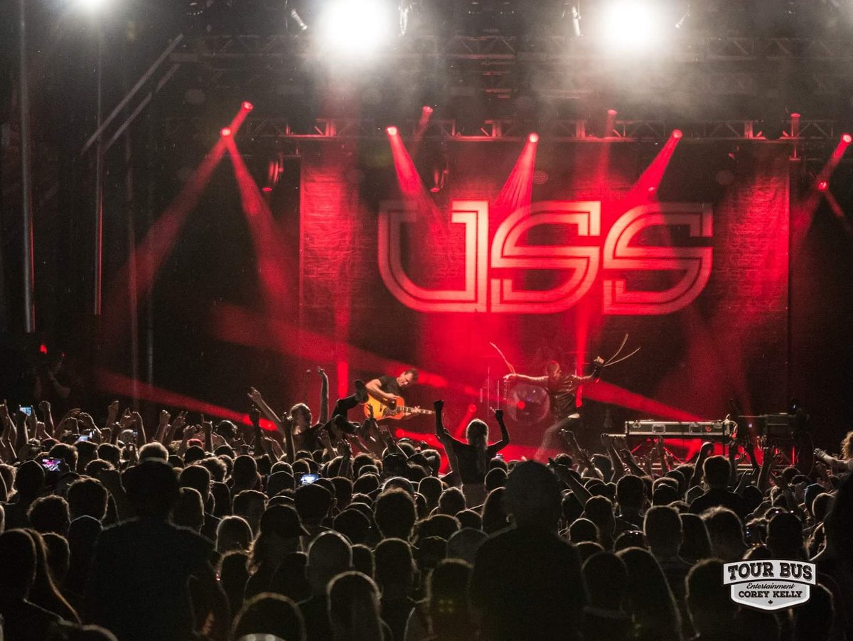 That night that @USSMUSIC made it a Friday night we will never forget at this years #SOM2017 #GetOnTheBus