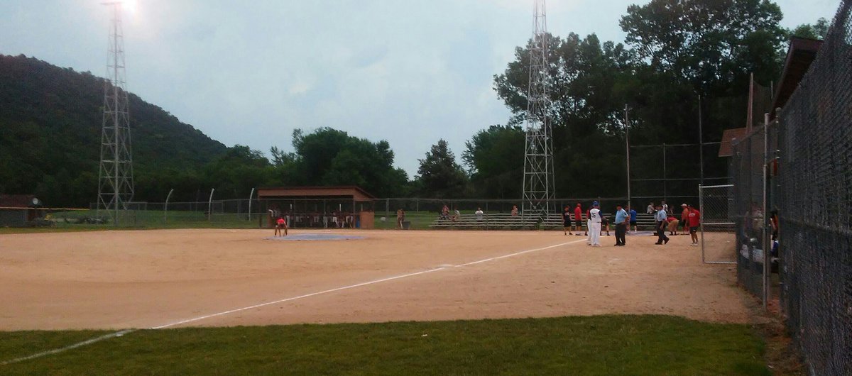 WXOWTabbert's tweet photo. Lightning delay at Class A Legion Regional in Coon Valley. No score in 2nd between Viroqua and Crawford https://t.co/F8J3jLo2jl