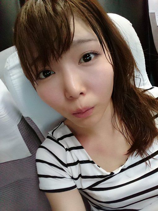 みんな～おはよう～🙌🌄  写メは最近の現場のだよーん  見事に汗だく😵 からの またもVRＴシャツ😏 お部屋では100人◯出しＴシャツかコレをヘビロテしてる😏😏😏  AV OPENと29日のﾌｧｰｽﾄ撮影会よろしくお願いします🙇✴