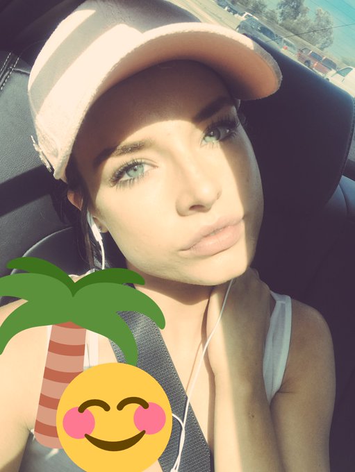 Running errands today in this beautiful cali weather https://t.co/4PgLcxJCLr<a href="/tag/cod"class="tags"><span>#cod</span></a><a href="/tag/bo3"class="tags"><span>#bo3</span></a>