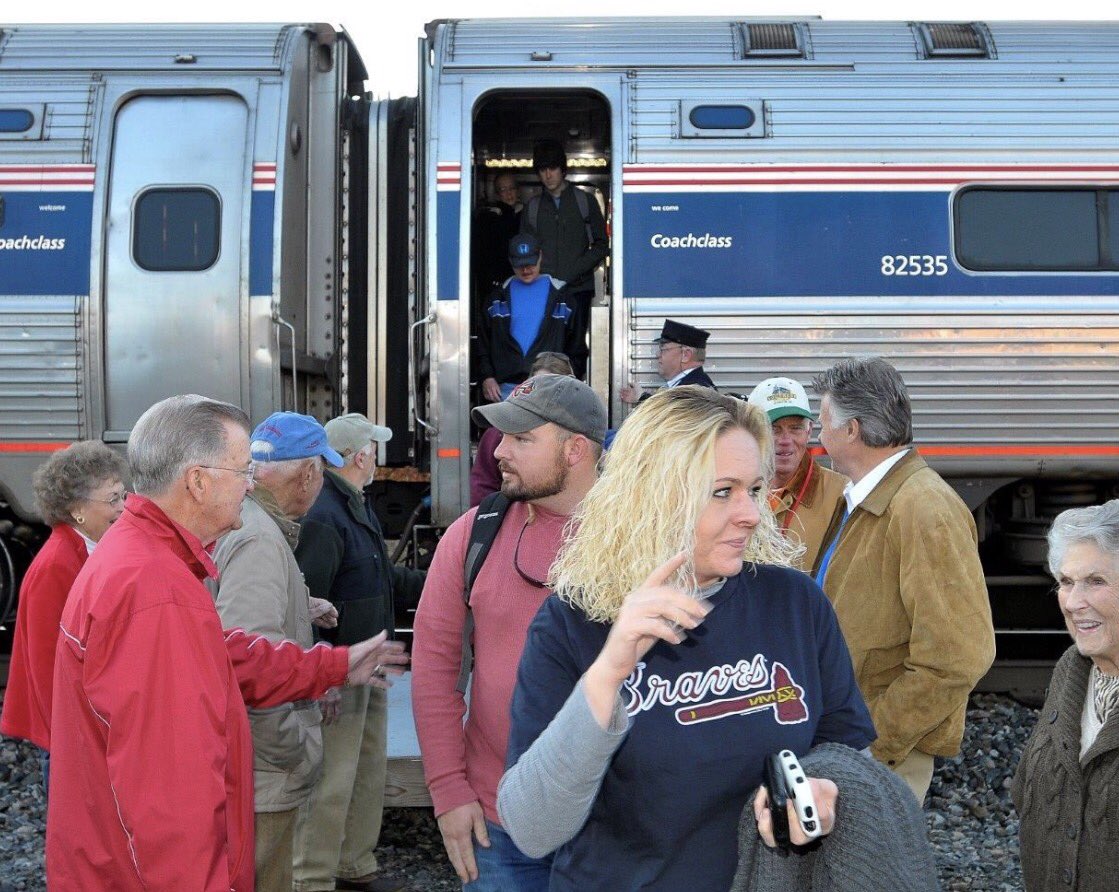 barbecuefest's tweet photo. All Aboard the Barbecue Express to #BBQFest34 Choo Choo BBQ! #LexingtonNC #amtrak #bbqexpress #Oct28 🐽🚂@NC_By_Train https://t.co/vB5oMLfcks https://t.co/Lx14fiXO1L