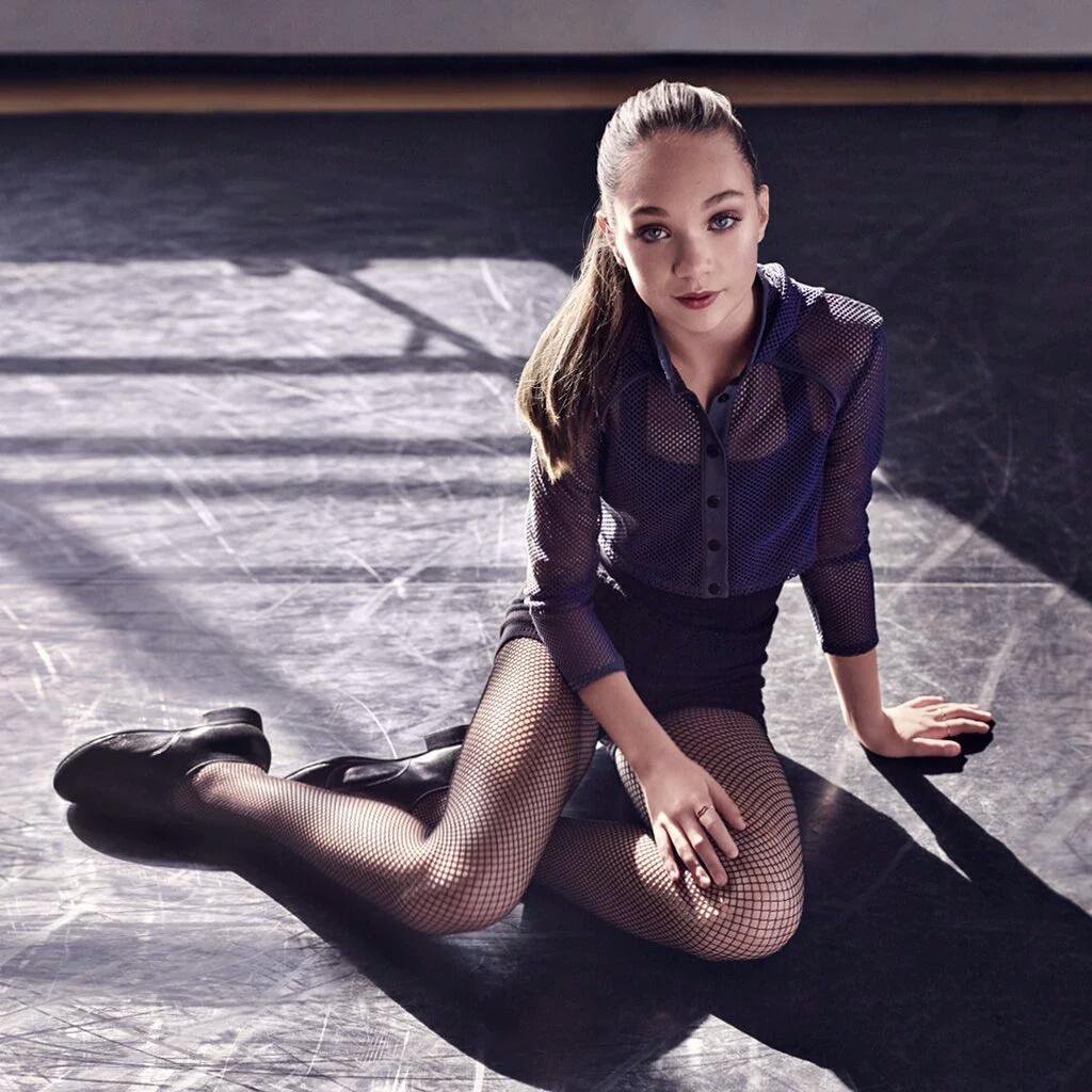 847_287's tweet photo. My #TeenChoice #ChoiceDancer is a one-in-a-million dancer, who always touches your heart...
√ @maddieziegler !! https://t.co/qT7xtd0DuT