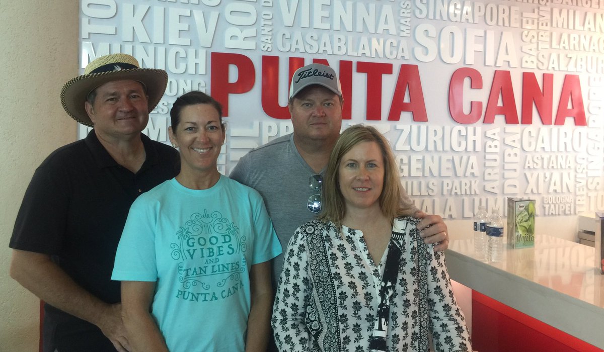 451Flame's tweet photo. #blessedsummer 7 days in Cozumel w @KimLanders2. 5 days in DR w @James409Jason @coach57 @MrsHime. Refreshed & ready 4 new #OklaEd yr! https://t.co/CIalFTTeqZ