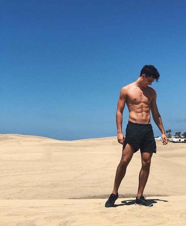 - xavier serrano
ig: xserrano9