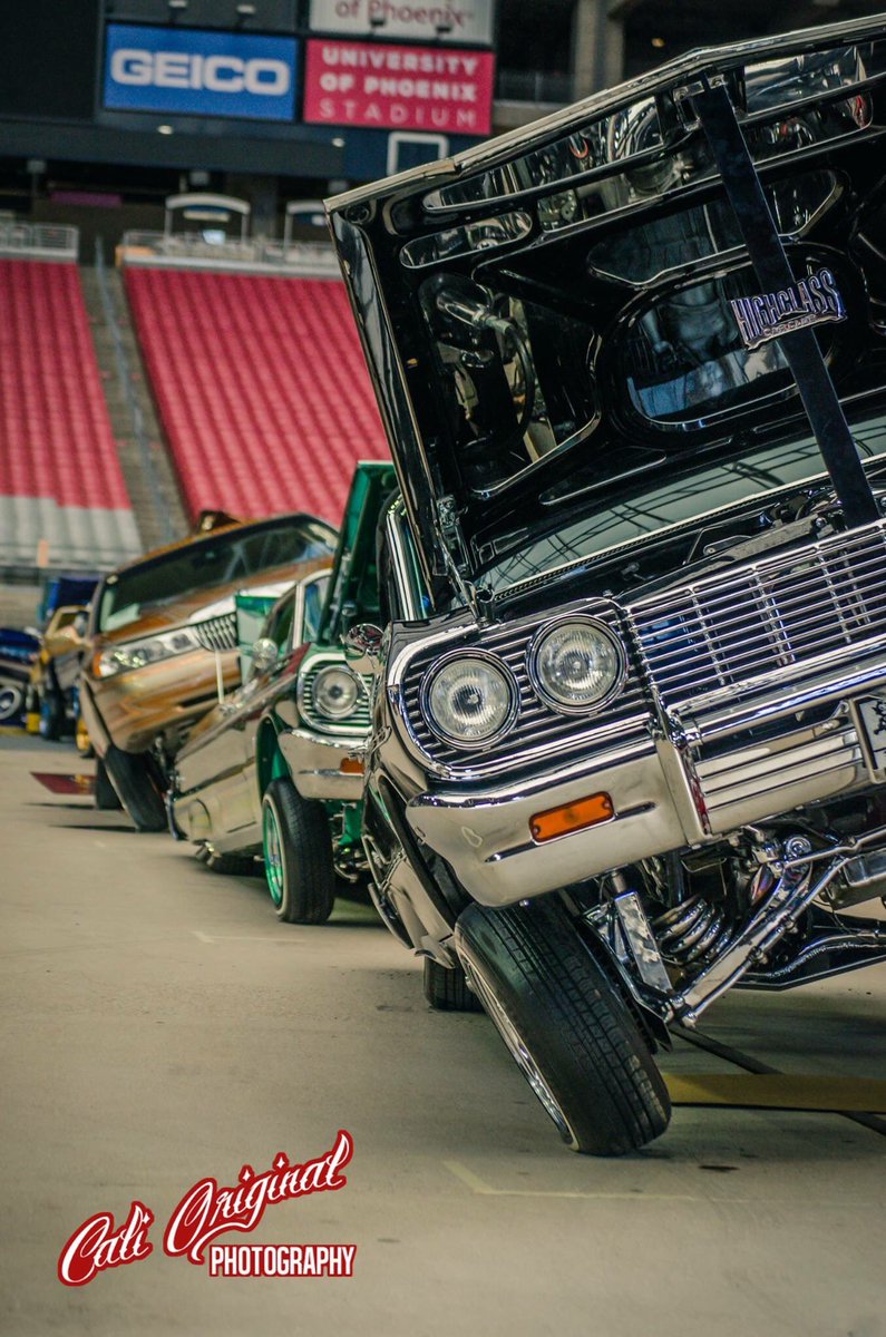 cali_original_'s tweet photo. #impala #arizonasupershow #low #lowrider #lowriders #photography https://t.co/69LOI5ltfq