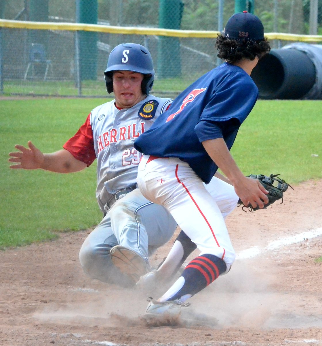 OneidaSports's tweet photo. #LegionBaseball: @SLegBaseball keeps season alive with elimination game win over Utica Post.
https://t.co/5b918KYkE6 https://t.co/1NN5agss0N