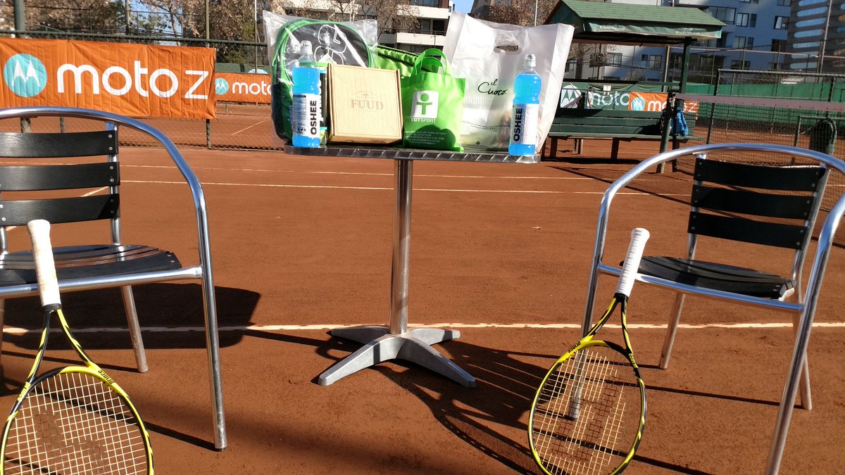traveltenis's tweet photo. Ya vieron el concurso de nuestro Fanspage? Acá se podrán ganar la MOCHILA @prince_chile del programa 🎒🎾👍 https://t.co/2yoEbGLdSA https://t.co/7KKHnAoH4M