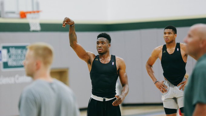 View image on Twitter