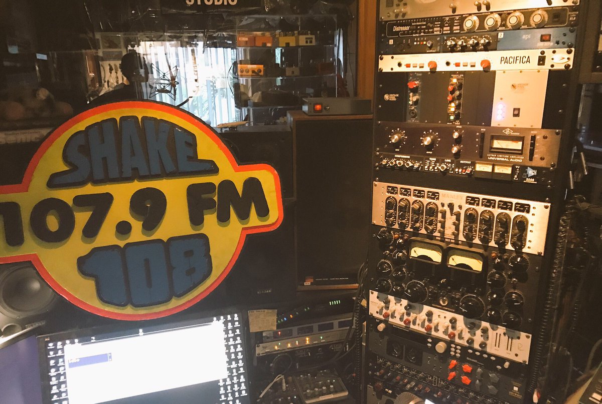 RakerMusic's tweet photo. About to go live on @Shake108FM (107.9 FM) with @YourFriendAndE and @TooMuchLoveMag! Tune in now! #locallovelive #ratbastard #miami https://t.co/8UG0hHVfhi