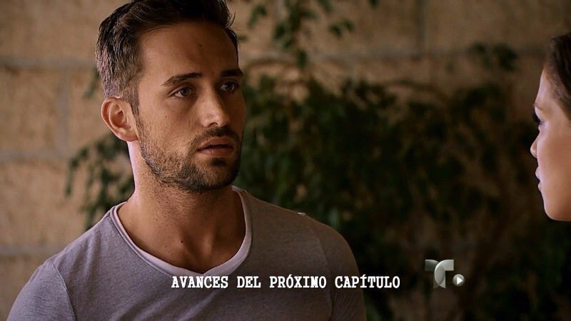 VenenoAnonimo_'s tweet photo. Mi @mauriciohenao es y sera El Malo Mas bueno de todos los tiempos y no necesita ningun nominacion para esto 💖We're proud of you king! https://t.co/cUqtJRYuSw