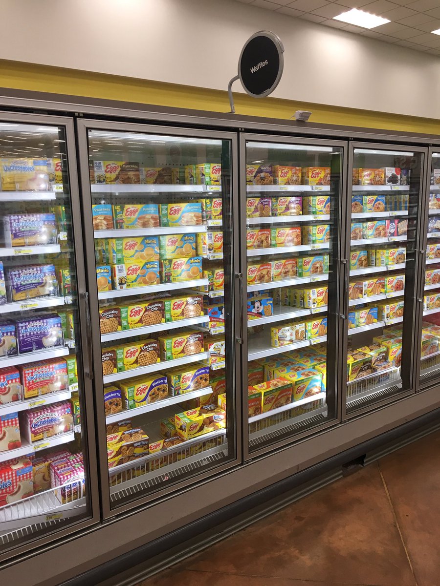 <a href="/BrandonL_Burch/">Brandon</a> &amp; team with a freezer purge to fill the floor with some cold items for these hot days! #1364ALLIN #SoCold #LogisticsRocks