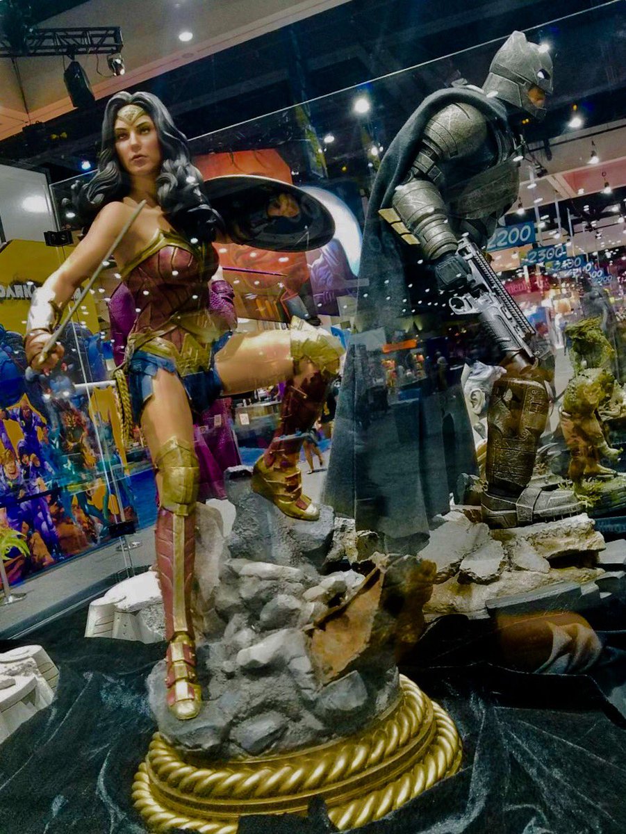 secretcompass's tweet photo. Come and enjoy our tour @Comic_Con #comicbookmovie #SDCC2017  #collectibles #Secretcompass #WonderWomanWednesday #fun #happy #nerd https://t.co/WPjIV1IE06