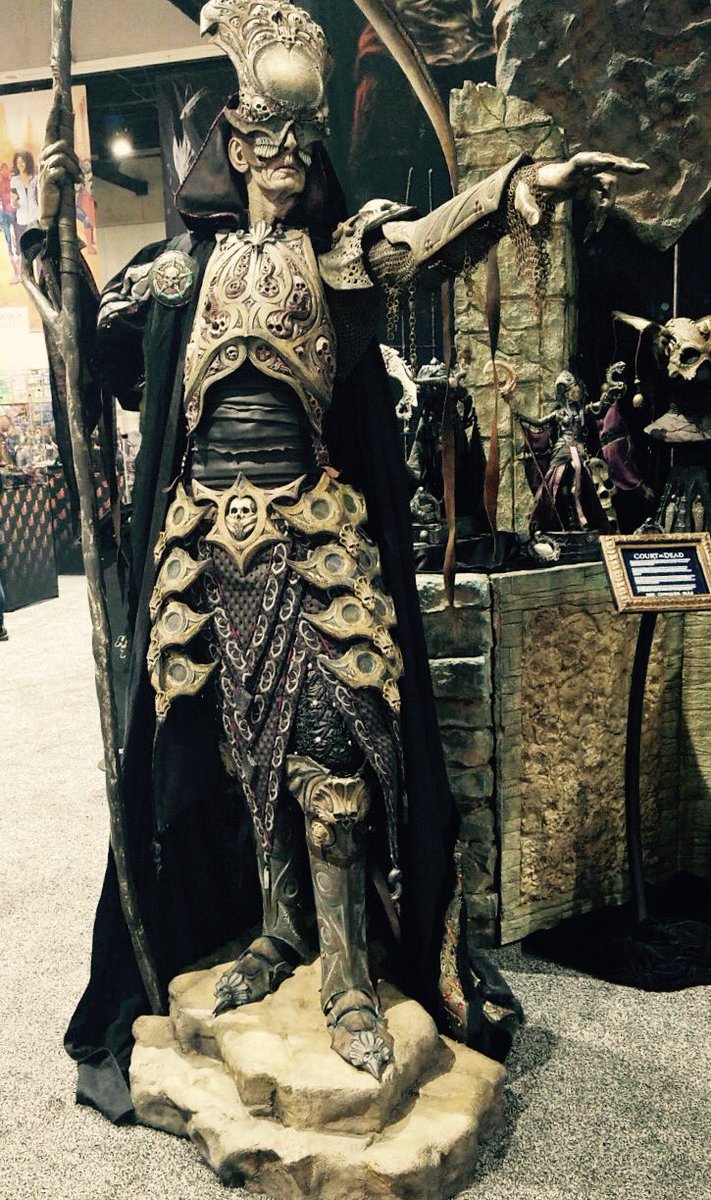 secretcompass's tweet photo. Come and enjoy our tour @Comic_Con #comicbookmovie #SDCC2017  #collectibles #Secretcompass #WonderWomanWednesday #fun #happy #nerd https://t.co/WPjIV1IE06