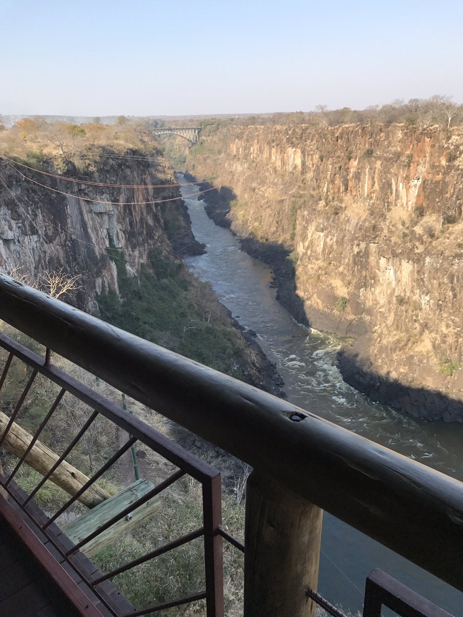 KelliClifton's tweet photo. Our lunch spot yesterday, where adrenaline junkies could get their fix: #TheLookoutCafe #WildHorizons https://t.co/jsIhnhVYD3