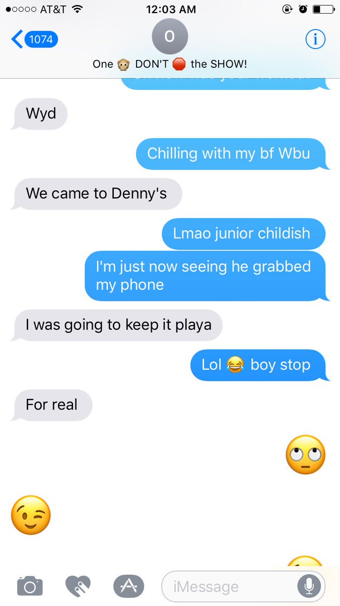 Can't never leave my phone around my brother <a href="/JuniorMata18/">Junior Mata</a> because he starts replying to people! 🙄