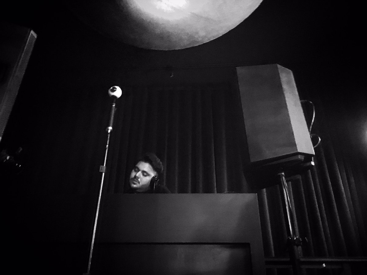 CommonSense_Rec's tweet photo. Todavía llegan a las #CommonSessions con @AndrussMusic en #Rockmore o sigan la transmisión en Facebook Live https://t.co/Lu5lHEOkGz https://t.co/ccq05Audk3