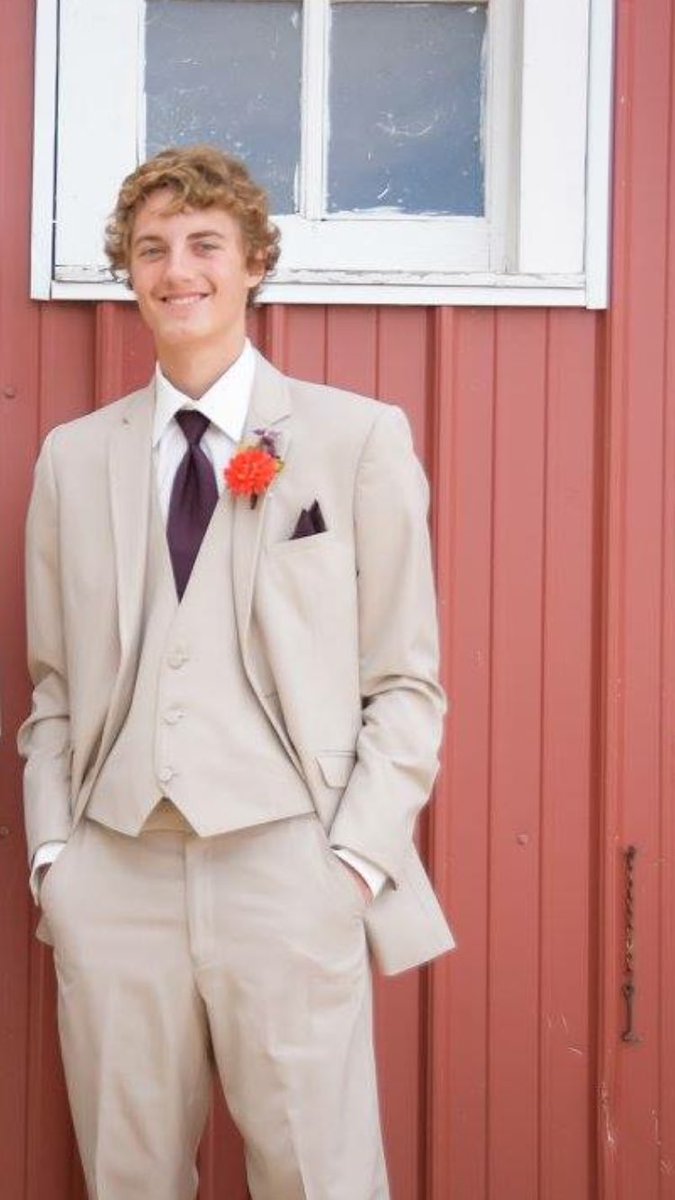 coltonrwitt's tweet photo. Easton was a Saint.
#RIPEASTON https://t.co/N4kl6X1Gxb