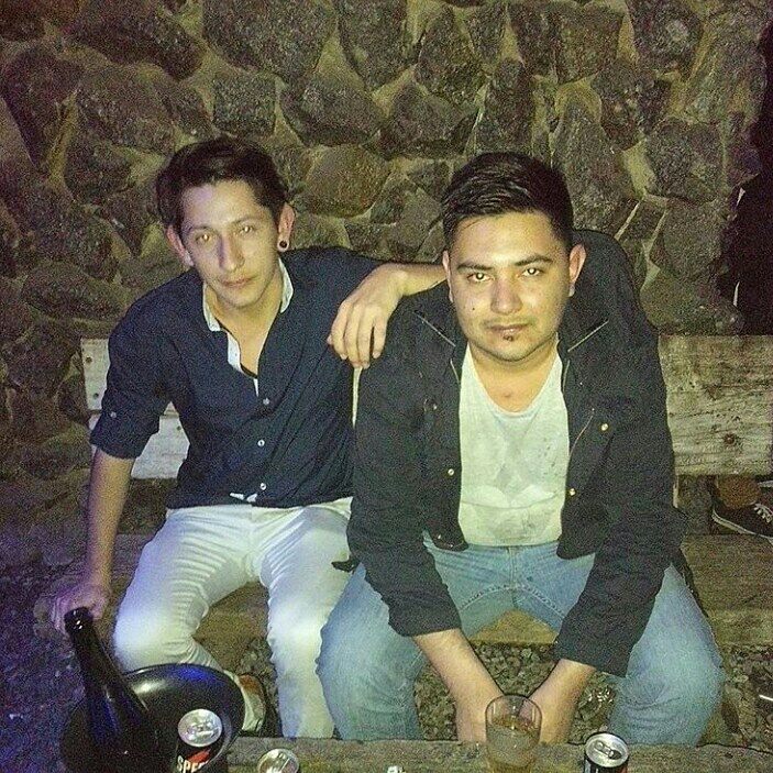 GambartePaul's tweet photo. Mi hermano #matii pero es más que eso,es la persona que me alienta a seguir adelante, a cumplir mis metas, es un amigo más, gracias hermano. https://t.co/Ci6J3N5gf8