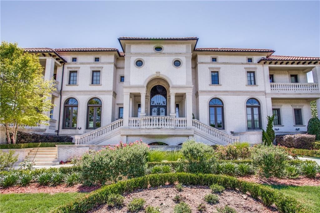 SportStarRelo's tweet photo. From coast to coast we have the best listings for professional athletes #SportStarRelocation #BallerApproved https://t.co/cGy8ABBKhX