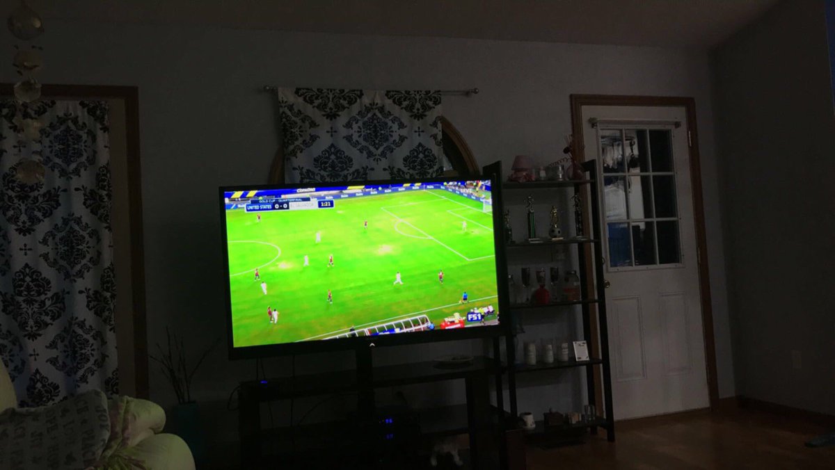 Watching the US vs. El Salvador game! -Ren <a href="/Sverussssnape/">Devil_Soccer</a> <a href="/hogwarts_soccer/">Hogwarts Soccer</a>