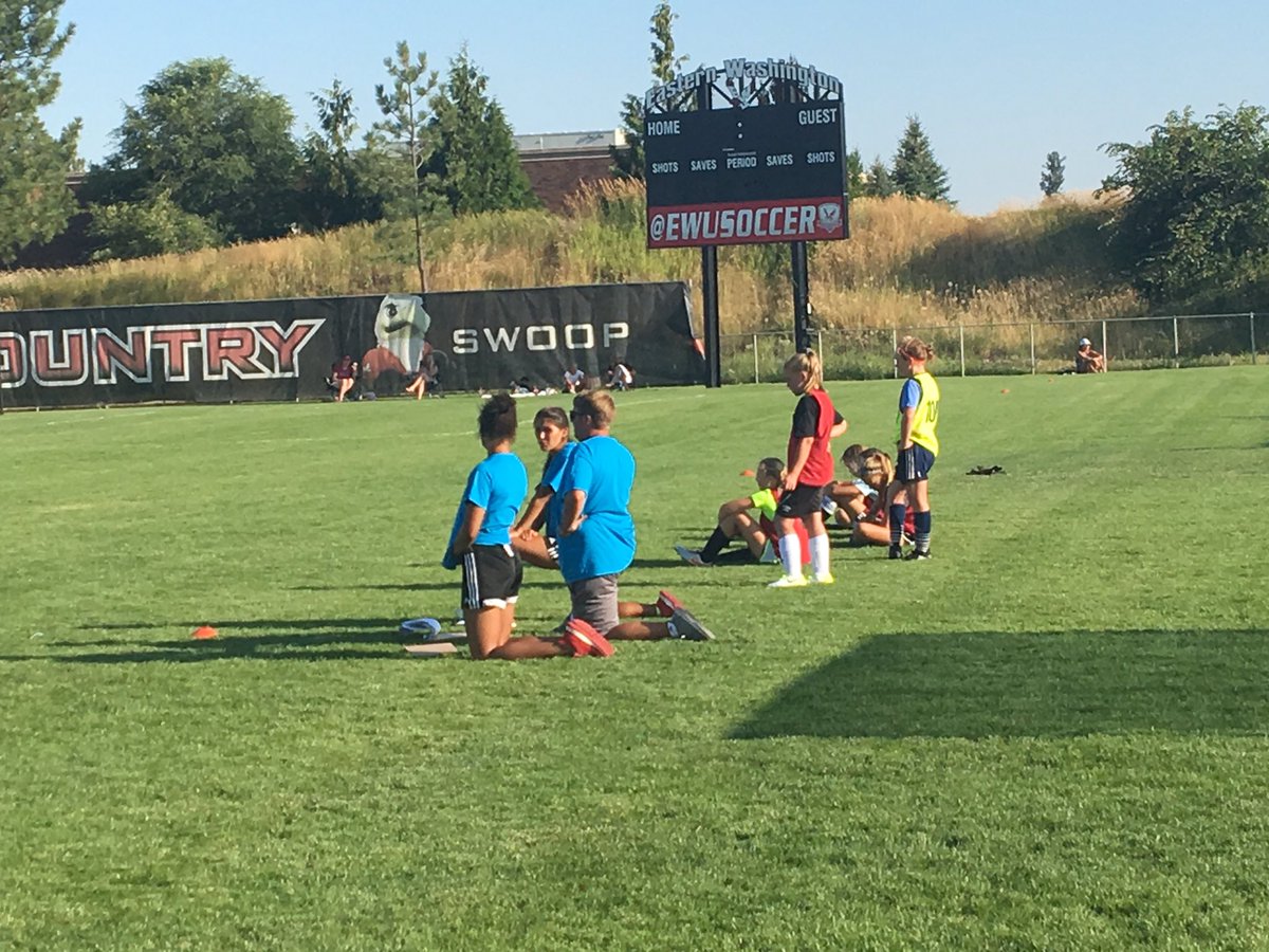 EWAEPDgirls's tweet photo. EWA EPD tryouts a huge success today in Cheney! A great day of sun and soccer #GOEWA https://t.co/vxZOepyZBu