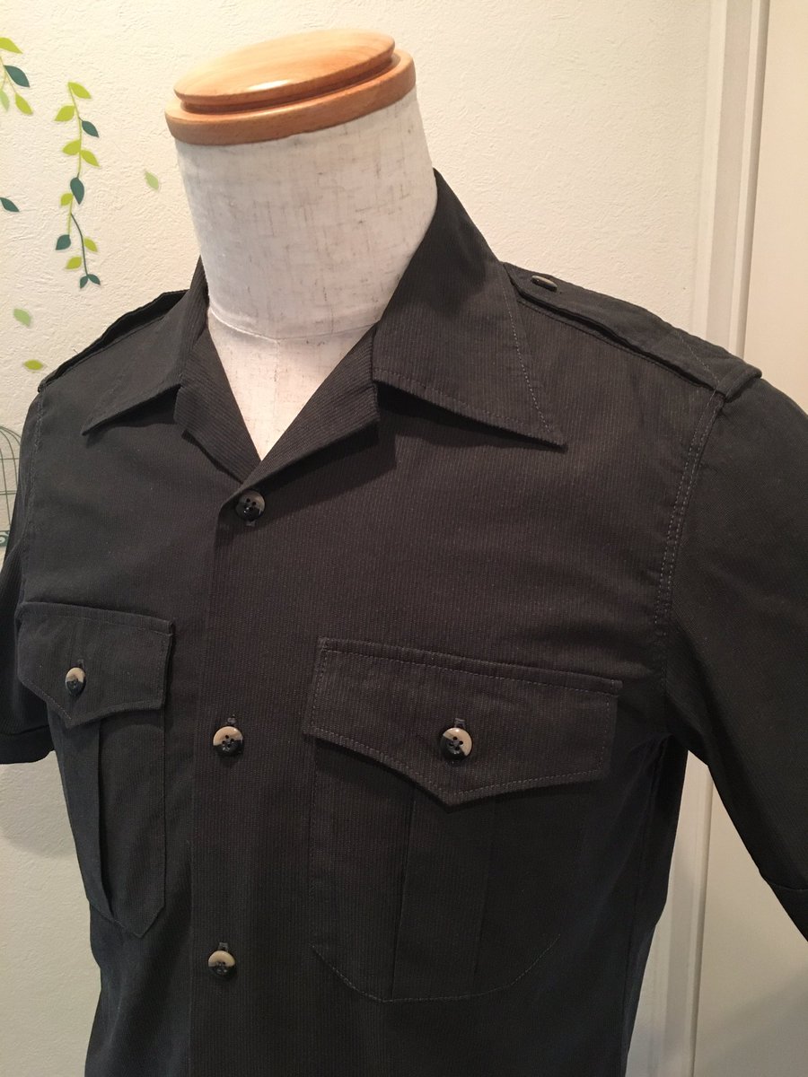 823_chan's tweet image. メンズ半袖開襟ミリタリーシャツ、作った。
肩章、好きだわー。
早く渡さないと夏が終わってしまう(´･ω･`;)
#CSfactory