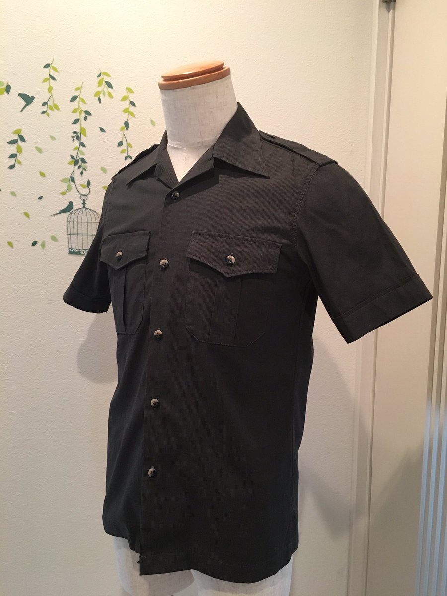 823_chan's tweet image. メンズ半袖開襟ミリタリーシャツ、作った。
肩章、好きだわー。
早く渡さないと夏が終わってしまう(´･ω･`;)
#CSfactory