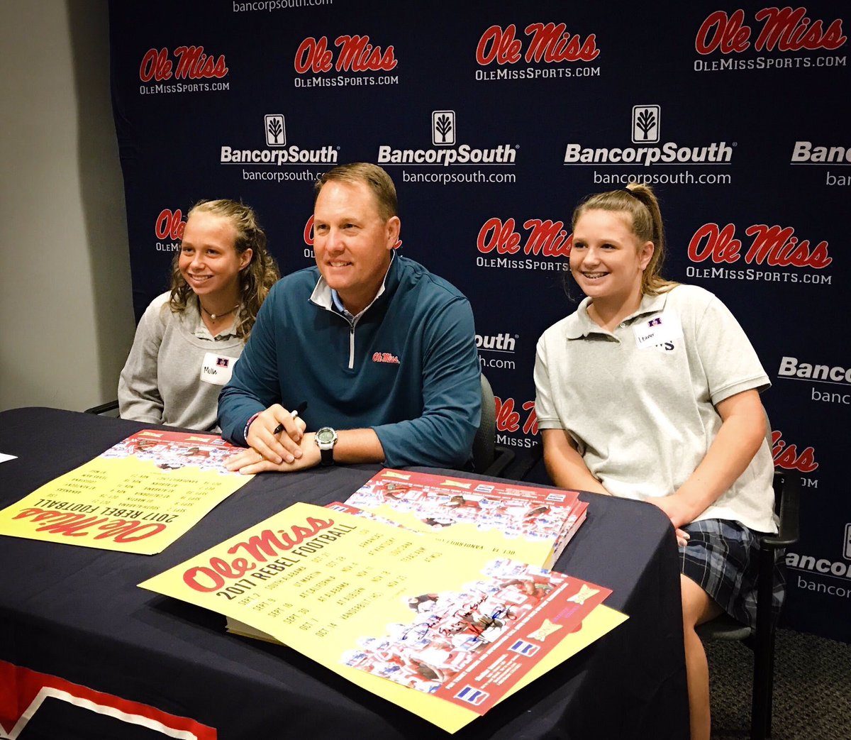 CampbellKyle's tweet photo. Huge thanks to everyone that made Rebel Road Trip #6 a success. We appreciate the amazing support #RebelNation gave us at every stop. #RRT17 https://t.co/NYimTOCYIL