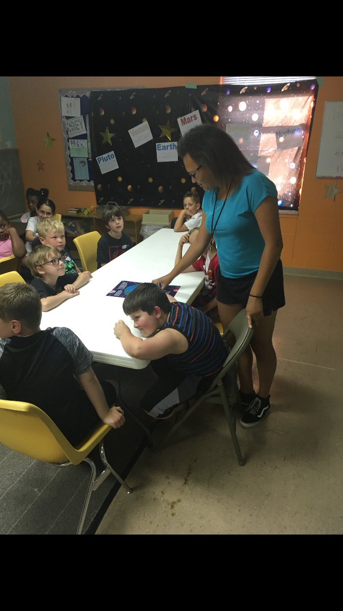 Volunteering time to teach children of my church about Jesus ((: <a href="/NHSSlytherin/">NHS Slytherin</a> <a href="/Sverussssnape/">Devil_Soccer</a> -Victoria