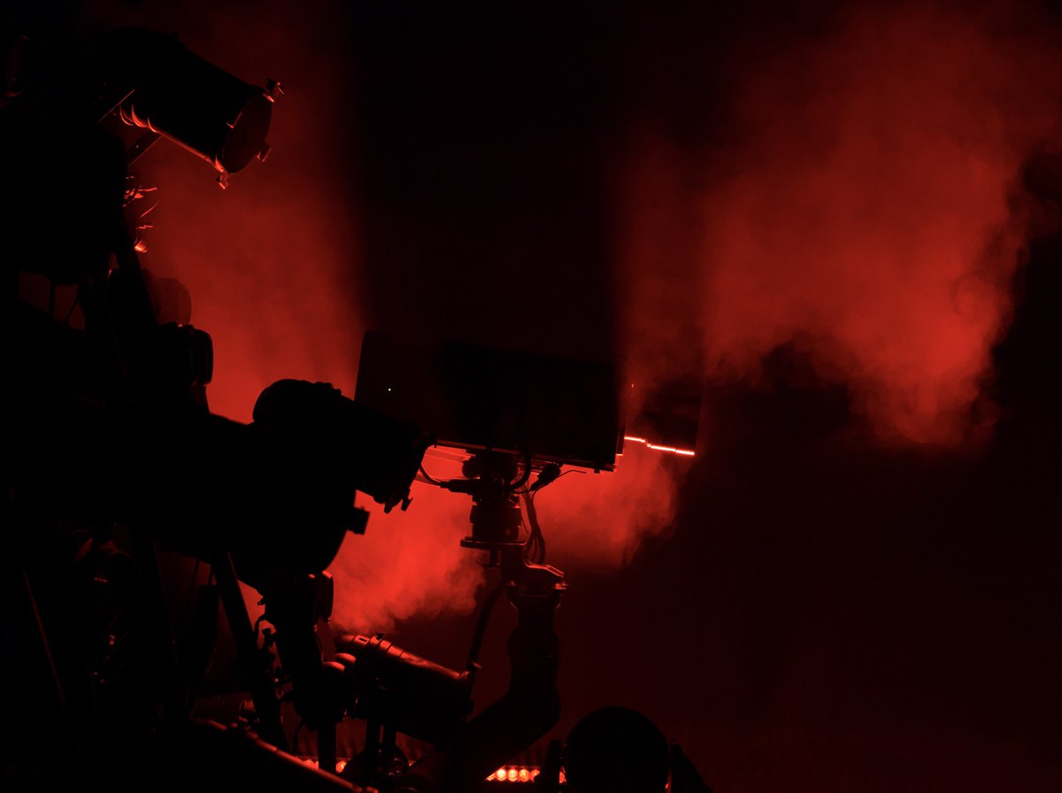 nineinchnails's tweet photo. NINE INCH NAILS RETURN TO THE STAGE TONIGHT https://t.co/CbOgc2HPj4