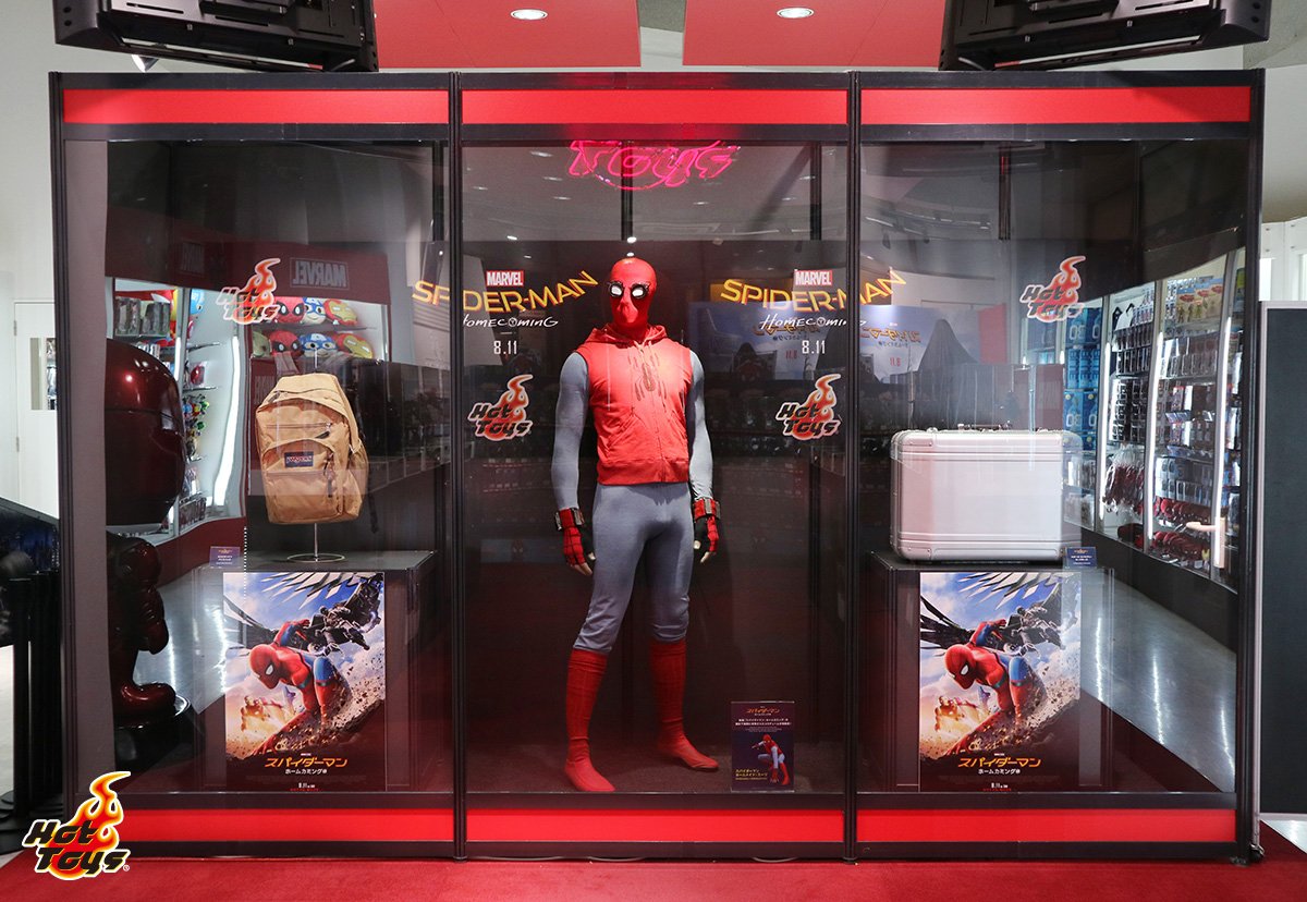 marvel_jp's tweet photo. 『#スパイダーマン：ホームカミング』公開記念！

期間限定店舗「スパイダーマン：ホームカミング ポップアップストア in 原宿」が、トイサピエンスで開催中【8/31まで】

映画の世界観が体感できる企画が目白押し！今すぐチェック→ https://t.co/LfgOfwJzly https://t.co/DTw9E95sBA