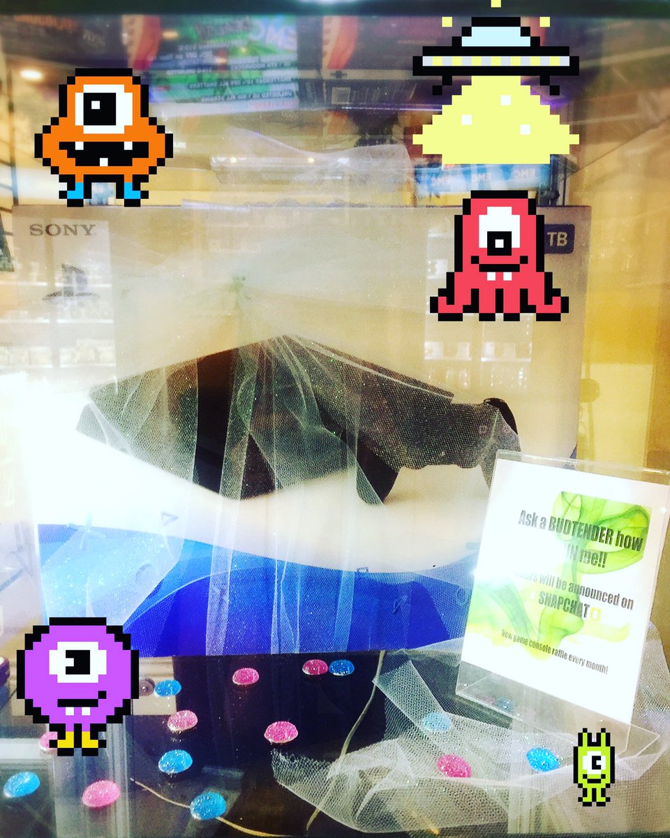 EUCLIDMC's tweet photo. Ask your fav budtender how to enter to win a brand new PS4😱😱😱😱get your game on and get medicated 😎 #ps4 #winaps4 #cannabiscommunity #emc https://t.co/qTHK8dimdr