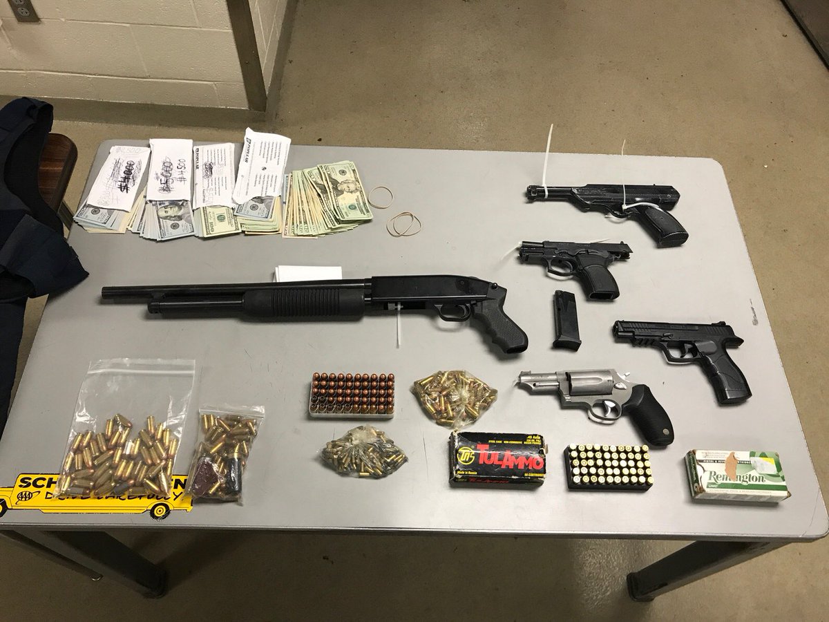 NYPD9Pct's tweet photo. Hard work pays off for our FIO and Assistant #3LessGuns/2guns that look real and hard to tell in the dark #NYPD  #eastvillage #ITSWHATWEDO https://t.co/8VWhi4fE8H