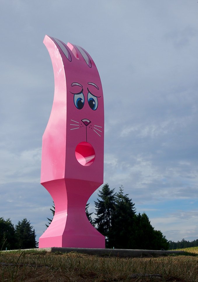daschstudio's tweet photo. #wormseyeview x 2 of #hungrybunny at #MaffeoSuttonPark #Nanaimo BC. Morning and Evening HungryBunny. https://t.co/g2cKMdVwTv