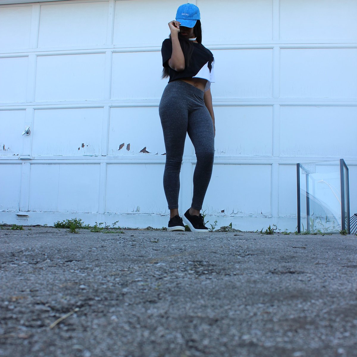 KaydeeLatelyy's tweet photo. Find my newest fashion post ON H0LD @ https://t.co/b1EdLkm7a4 ...hmu📞☎️ #styleblogger #fashionpost #thfkdlf #sportswear https://t.co/M6Grst7AYc