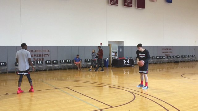 GoodmanHoops's tweet photo. Wisconsin's Ethan Happ draining 3's today. Will need to do more with Koenig and Nigel... https://t.co/gDDIpbPEDZ https://t.co/5ntiMedNZC